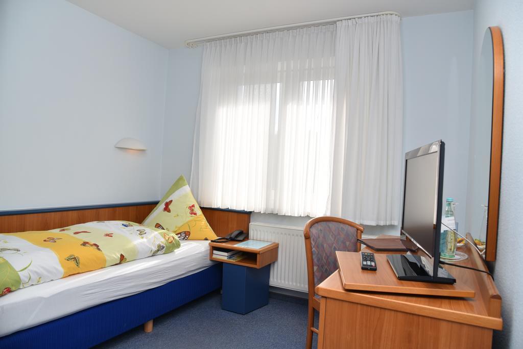 Hotel An Der Alten Porzelline Neuhaus am Rennweg Room photo